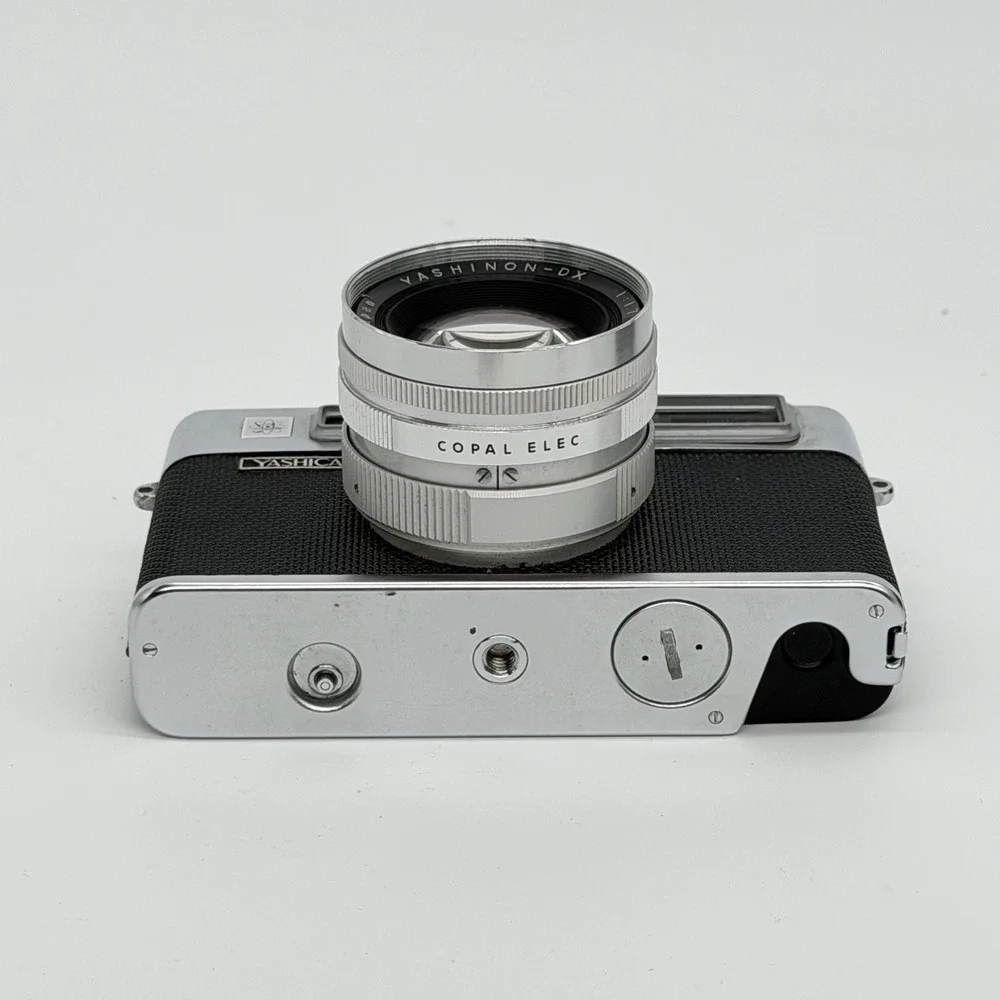 Yashica Electro 35 Rangefinder Camera Yashinon-DX 45mm f1.7 Lens W/ Case Tested
